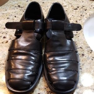 Black mezlan sandals